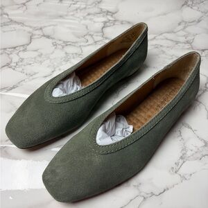 Women's Kelsi Dagger Brooklyn Freyacs Green Flats US Size 9